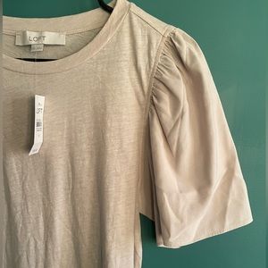 LOFT Light Beige Wide Short Sleeve Blouse, Size XS, NWT